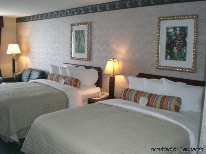 Doubletree By Hilton Portland Tigard Hotel Room photo